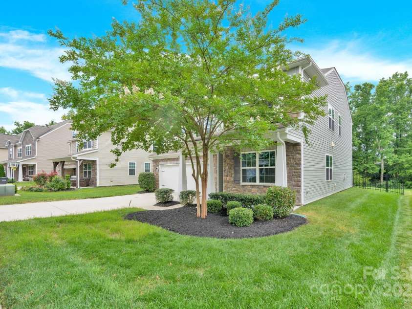 7101 Agnew Drive, Charlotte, NC 28273.  MLS# CAR4263996, YatesRealty ID 17763. 