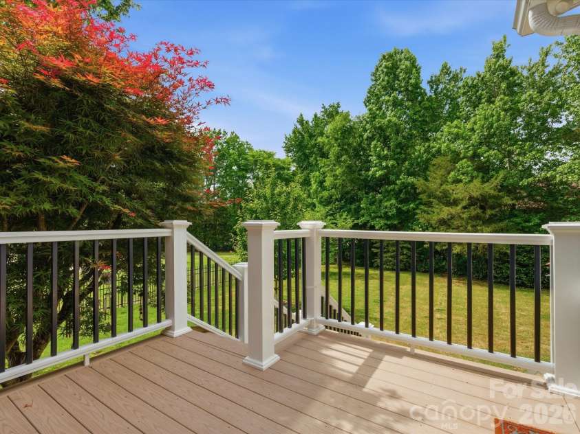 120 Lachlan Drive, Fort Mill, SC 29715.  MLS# CAR4374666, YatesRealty ID 17764. 