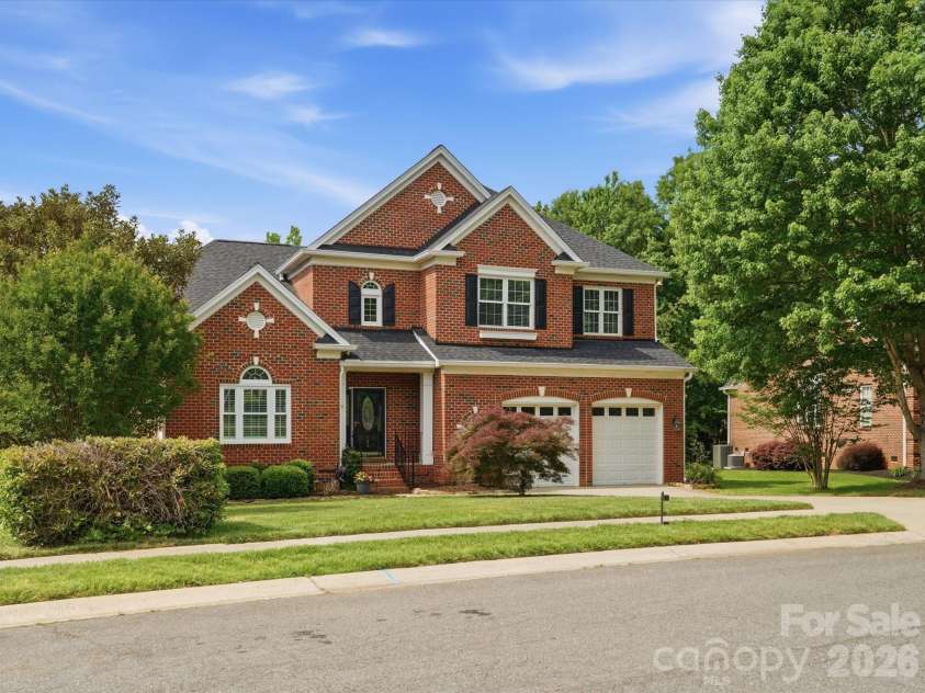 120 Lachlan Drive, Fort Mill, SC 29715.  MLS# CAR4374666, YatesRealty ID 17764. 