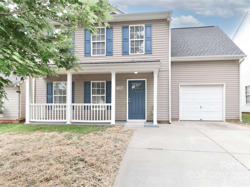 7806 McGarry Trail, Charlotte, NC 28214.  MLS# CAR4267312, YatesRealty ID 17764. 