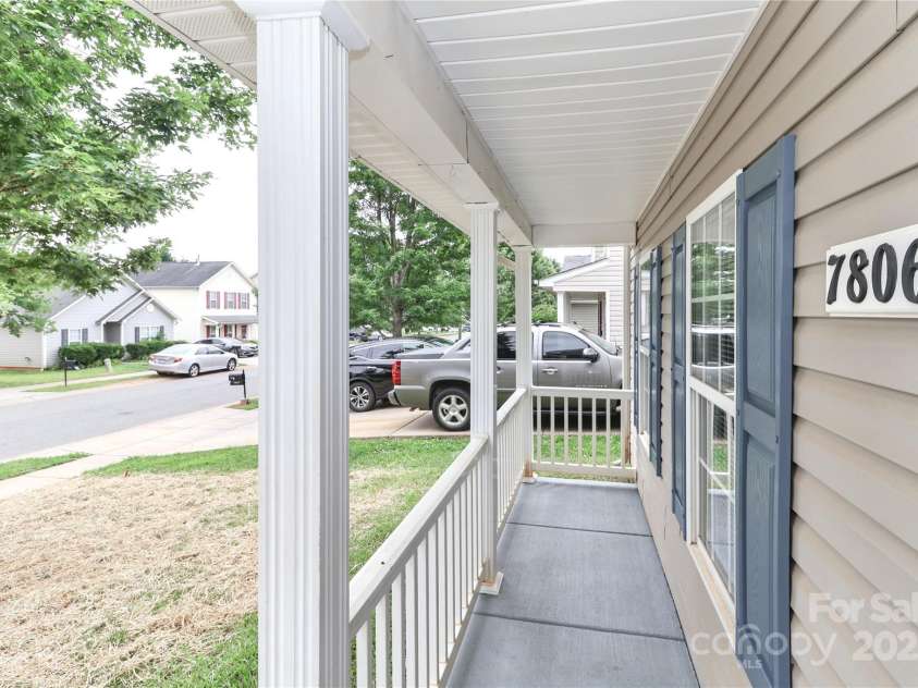 7806 McGarry Trail, Charlotte, NC 28214.  MLS# CAR4267312, YatesRealty ID 17764. 