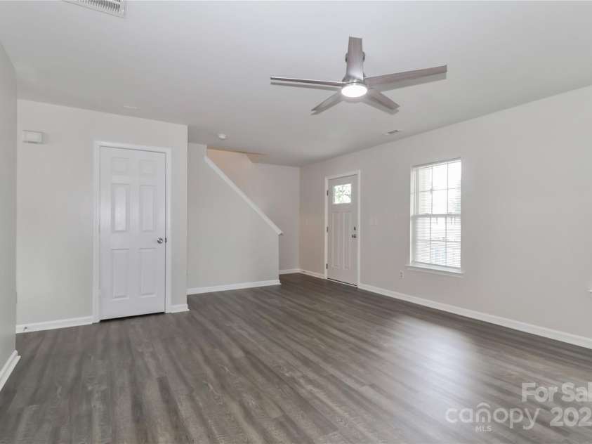 7806 McGarry Trail, Charlotte, NC 28214.  MLS# CAR4267312, YatesRealty ID 17764. 