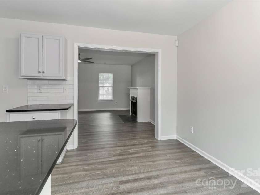 7806 McGarry Trail, Charlotte, NC 28214.  MLS# CAR4267312, YatesRealty ID 17764. 