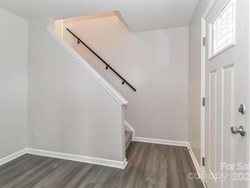 7806 McGarry Trail, Charlotte, NC 28214.  MLS# CAR4267312, YatesRealty ID 17764. 