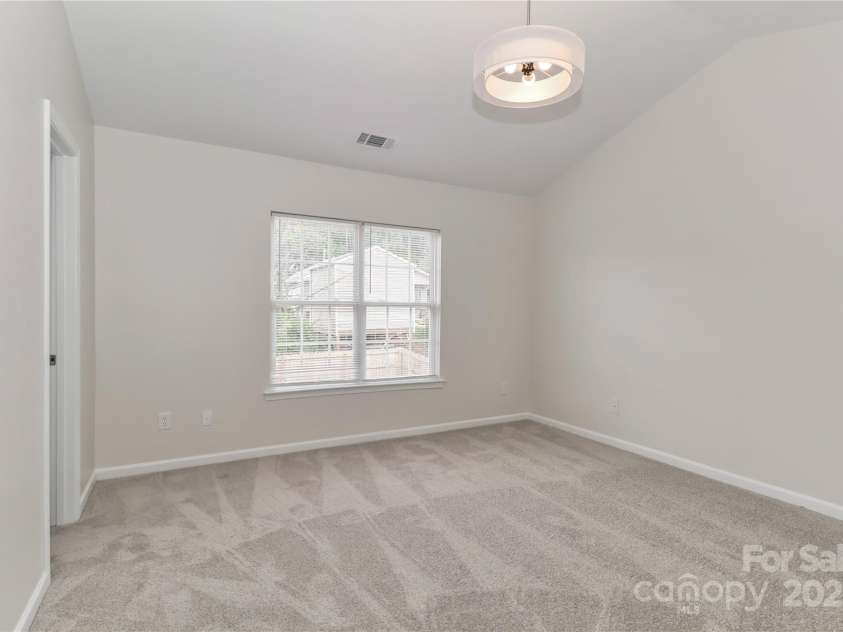 7806 McGarry Trail, Charlotte, NC 28214.  MLS# CAR4267312, YatesRealty ID 17764. 