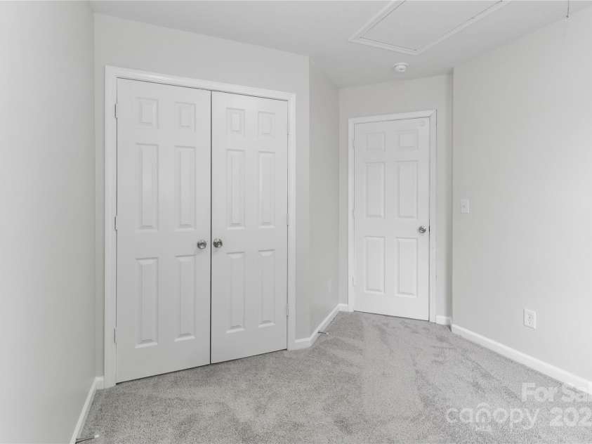 7806 McGarry Trail, Charlotte, NC 28214.  MLS# CAR4267312, YatesRealty ID 17764. 