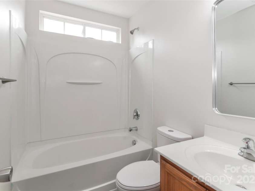 7806 McGarry Trail, Charlotte, NC 28214.  MLS# CAR4267312, YatesRealty ID 17764. 