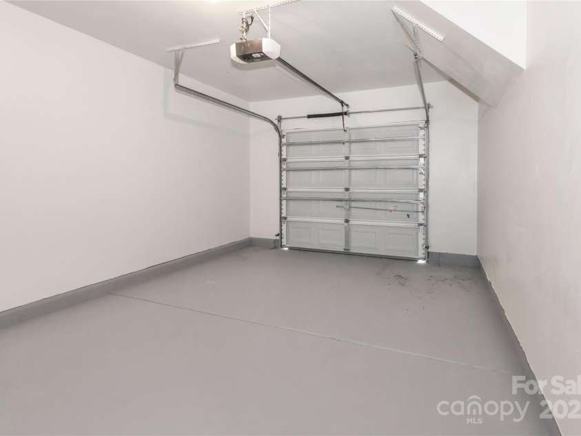 7806 McGarry Trail, Charlotte, NC 28214.  MLS# CAR4267312, YatesRealty ID 17764. 