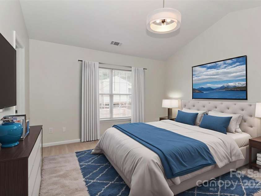 7806 McGarry Trail, Charlotte, NC 28214.  MLS# CAR4267312, YatesRealty ID 17764. Virtually staged Primary Suite