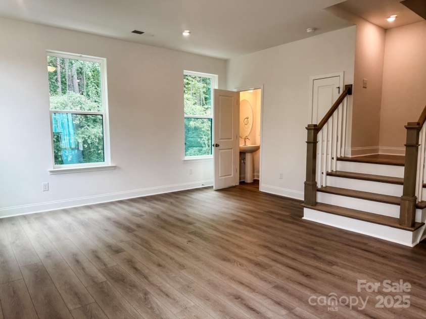 14038 Felix Lane, Charlotte, NC 28277.  MLS# CAR4243570, YatesRealty ID 17765. Family room