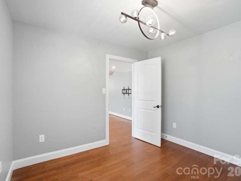 2036 Hickory Hills Drive, Denver, NC 28037.  MLS# CAR4367061, YatesRealty ID 17766. 