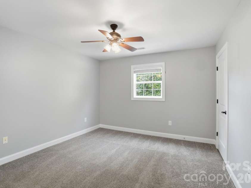 2036 Hickory Hills Drive, Denver, NC 28037.  MLS# CAR4367061, YatesRealty ID 17766. 