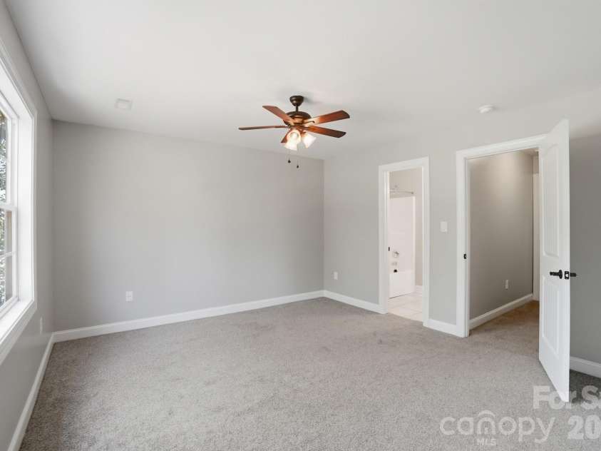 2036 Hickory Hills Drive, Denver, NC 28037.  MLS# CAR4367061, YatesRealty ID 17766. 