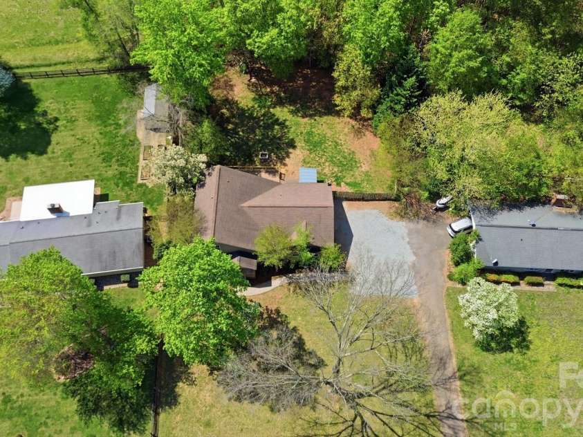 2036 Hickory Hills Drive, Denver, NC 28037.  MLS# CAR4367061, YatesRealty ID 17766. 