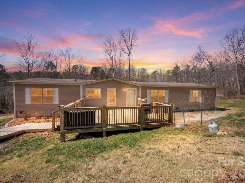 1064 Deer Chase Circle, Cedar Mountain, NC 28718.  MLS# CAR4360517, YatesRealty ID 17767. 