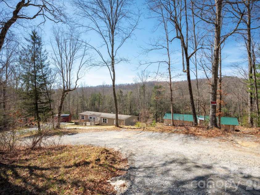 1064 Deer Chase Circle, Cedar Mountain, NC 28718.  MLS# CAR4360517, YatesRealty ID 17767. 