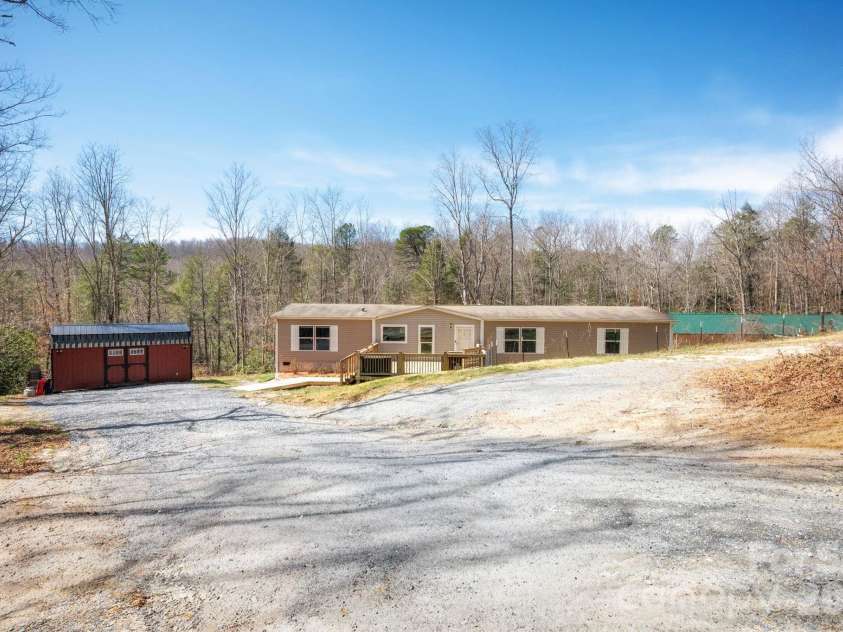 1064 Deer Chase Circle, Cedar Mountain, NC 28718.  MLS# CAR4360517, YatesRealty ID 17767. 