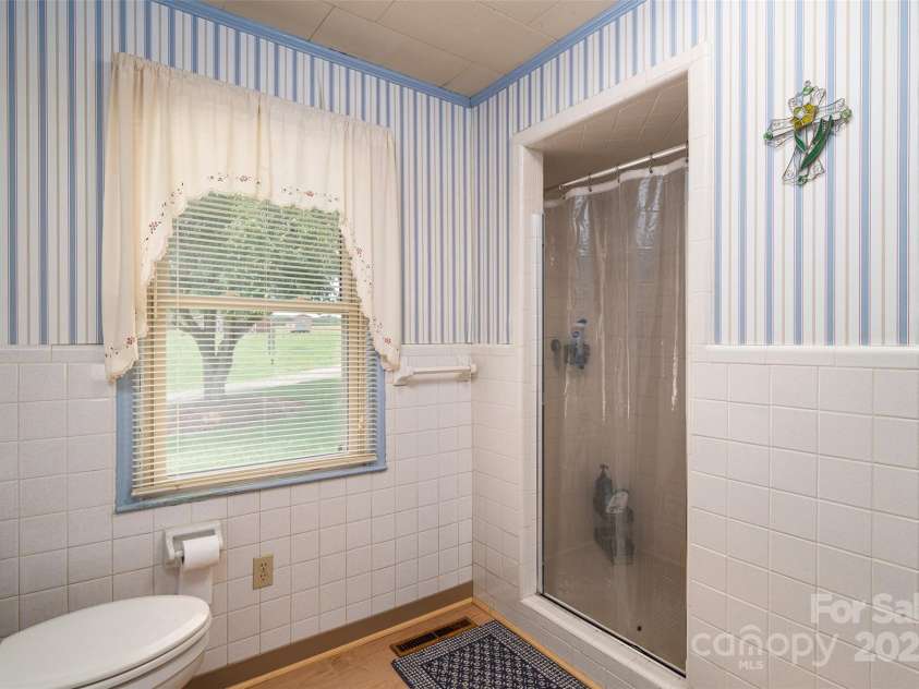 5958 Hoover Elmore Road, Lincolnton, NC 28092.  MLS# CAR4267809, YatesRealty ID 17767. 