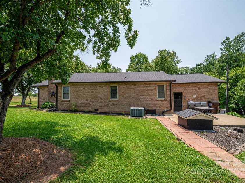 5958 Hoover Elmore Road, Lincolnton, NC 28092.  MLS# CAR4267809, YatesRealty ID 17767. 