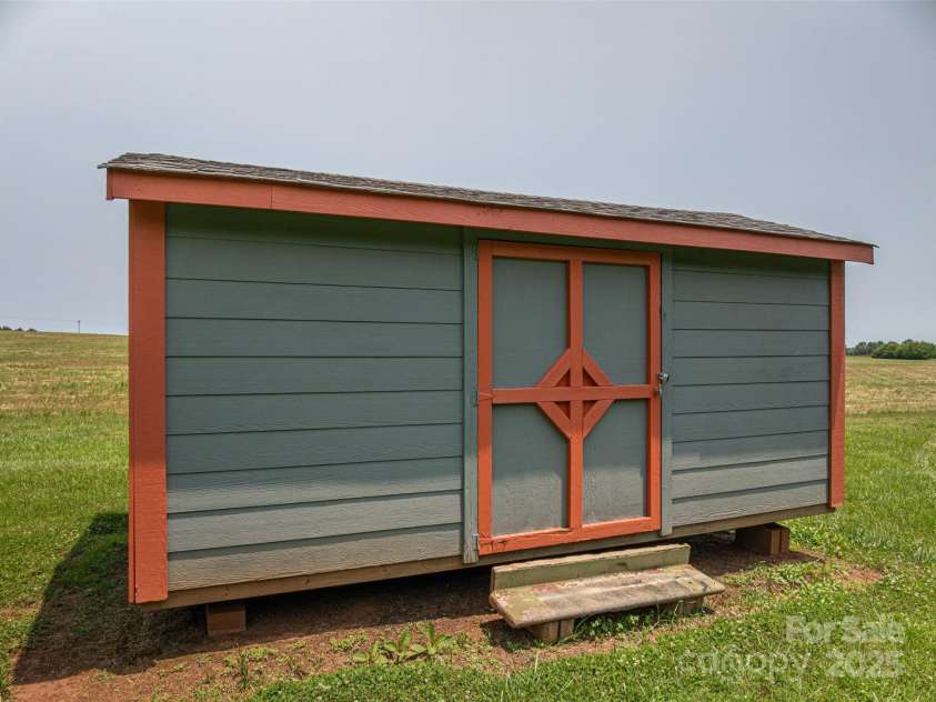 5958 Hoover Elmore Road, Lincolnton, NC 28092.  MLS# CAR4267809, YatesRealty ID 17767. 