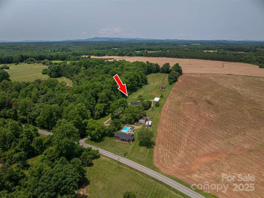 5958 Hoover Elmore Road, Lincolnton, NC 28092.  MLS# CAR4267809, YatesRealty ID 17767. 