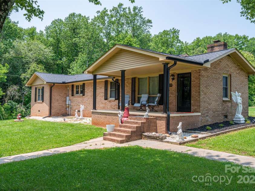 5958 Hoover Elmore Road, Lincolnton, NC 28092.  MLS# CAR4267809, YatesRealty ID 17767. 