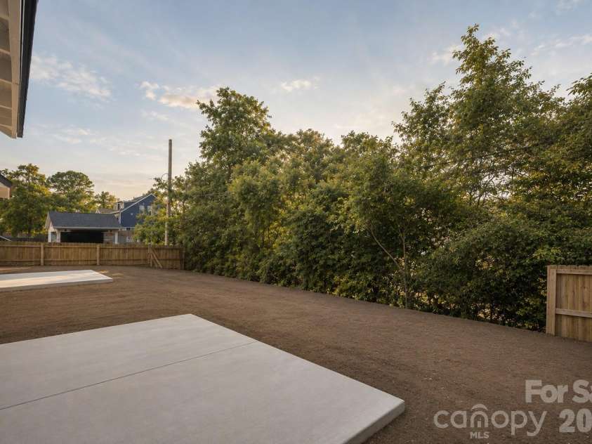108 Gregg Street, Charlotte, NC 28208.  MLS# CAR4361455, YatesRealty ID 17768. 