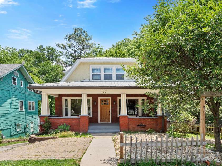 106 Brevard Road, Asheville, NC 28806.  MLS# CAR4267611, YatesRealty ID 17769. 