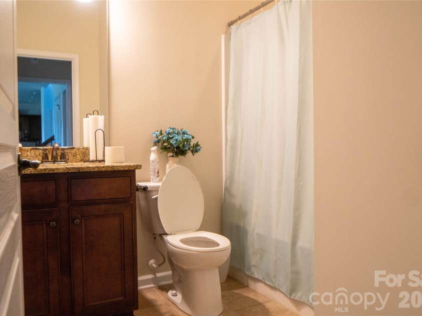 3942 Kestrel Lane, Fort Mill, SC 29707.  MLS# CAR4376649, YatesRealty ID 17769. 