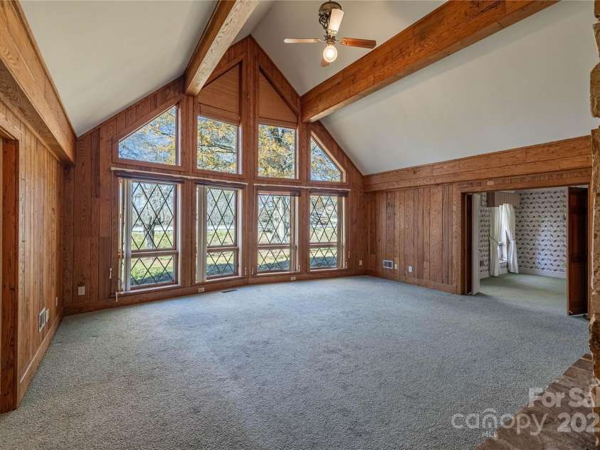 2505 Morganton Boulevard, Lenoir, NC 28645.  MLS# CAR4275893, YatesRealty ID 1777. 