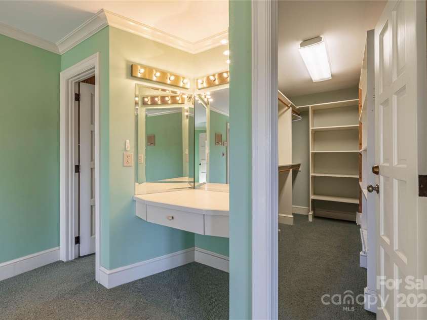 2505 Morganton Boulevard, Lenoir, NC 28645.  MLS# CAR4275893, YatesRealty ID 1777. 