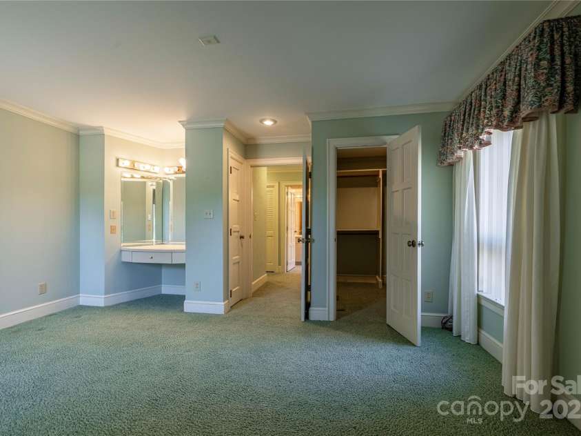 2505 Morganton Boulevard, Lenoir, NC 28645.  MLS# CAR4275893, YatesRealty ID 1777. 