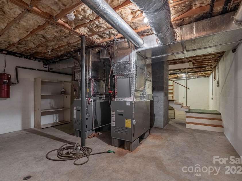 2505 Morganton Boulevard, Lenoir, NC 28645.  MLS# CAR4275893, YatesRealty ID 1777. 