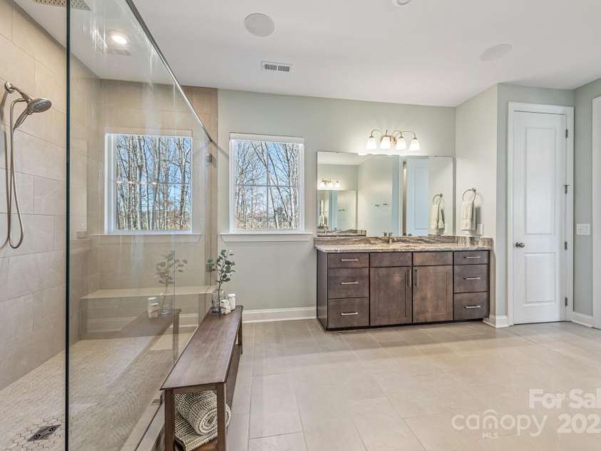 523 Meadow Ridge Drive, Belmont, NC 28012.  MLS# CAR4224710, YatesRealty ID 1777. 