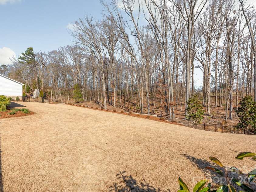 523 Meadow Ridge Drive, Belmont, NC 28012.  MLS# CAR4224710, YatesRealty ID 1777. 