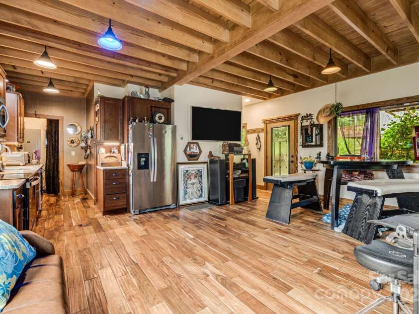 43 Dillingham Estates Trail, Swannanoa, NC 28778.  MLS# CAR4268035, YatesRealty ID 17770. 