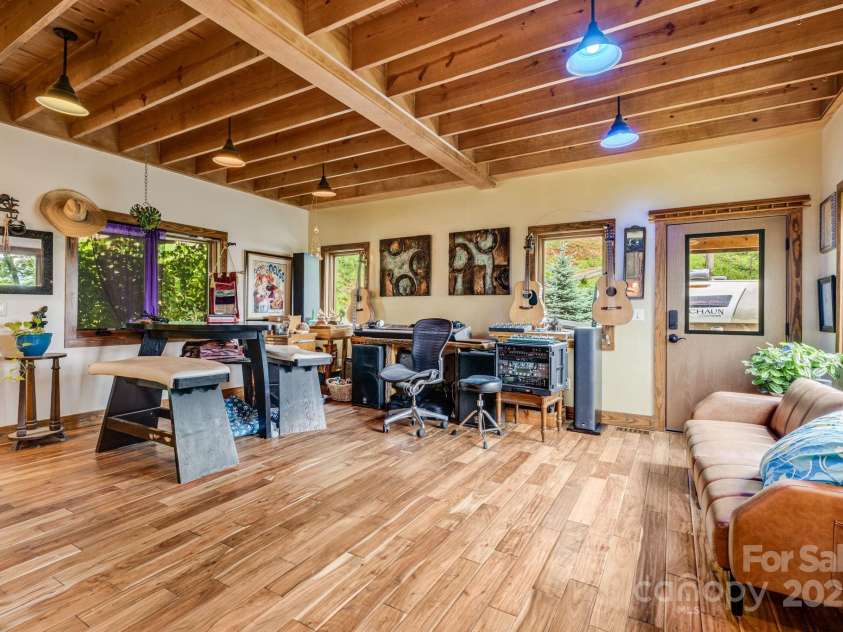 43 Dillingham Estates Trail, Swannanoa, NC 28778.  MLS# CAR4268035, YatesRealty ID 17770. 