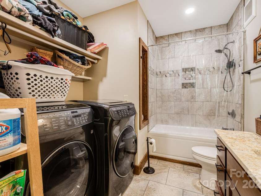 43 Dillingham Estates Trail, Swannanoa, NC 28778.  MLS# CAR4268035, YatesRealty ID 17770. 