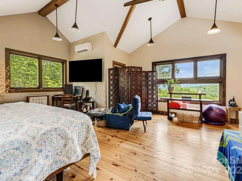 43 Dillingham Estates Trail, Swannanoa, NC 28778.  MLS# CAR4268035, YatesRealty ID 17770. 