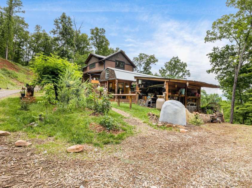 43 Dillingham Estates Trail, Swannanoa, NC 28778.  MLS# CAR4268035, YatesRealty ID 17770. 