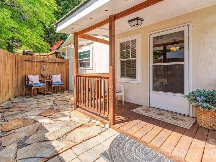 64 Haw Creek Circle, Asheville, NC 28805.  MLS# CAR4365839, YatesRealty ID 17770. Wait.. it gets better!