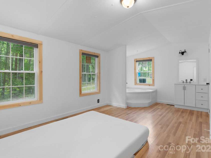 8692 Lambs Way, Connelly Springs, NC 28612.  MLS# CAR4267978, YatesRealty ID 17774. 