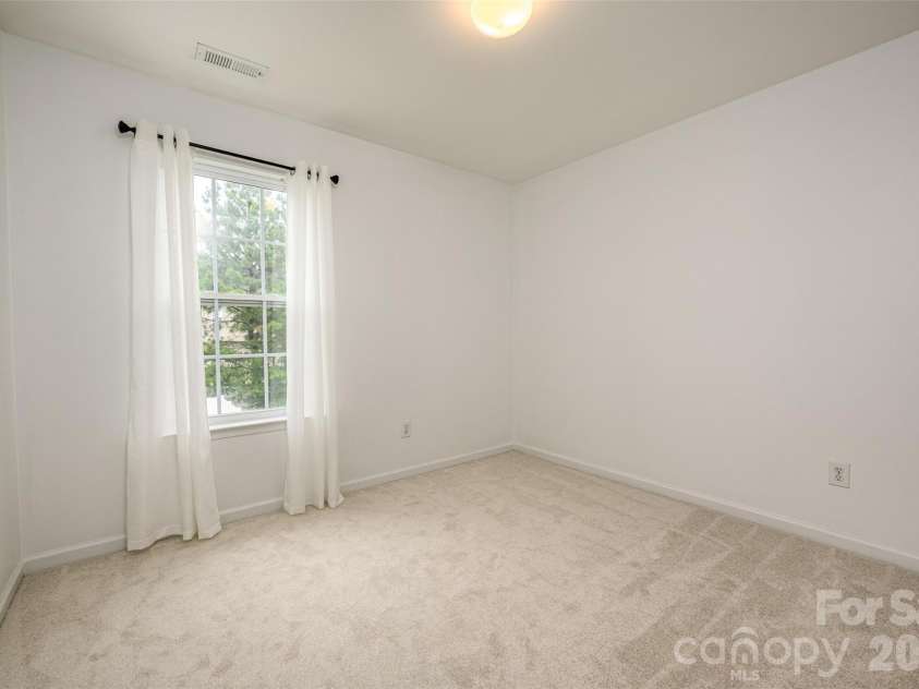 10809 Traders Court, Davidson, NC 28036.  MLS# CAR4376076, YatesRealty ID 17775. Bedroom 3