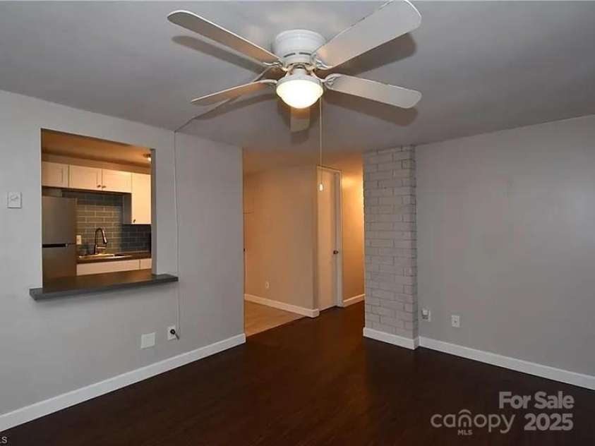 1807 Hawthorne Road, Winston Salem, NC 27103.  MLS# CAR4266203, YatesRealty ID 17775. Dining Area