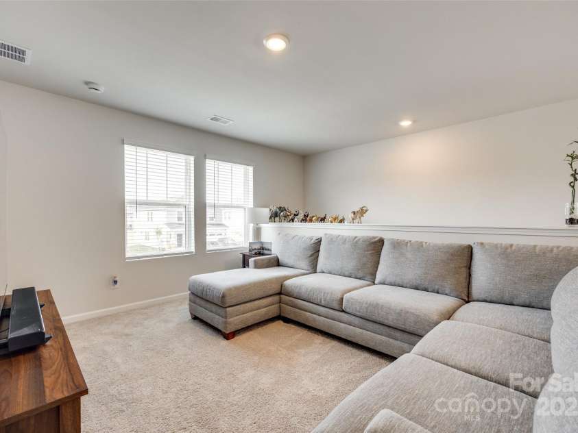 322 Olympia Way, York, SC 29745.  MLS# CAR4267750, YatesRealty ID 17776. 