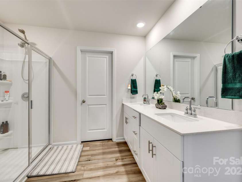 322 Olympia Way, York, SC 29745.  MLS# CAR4267750, YatesRealty ID 17776. 