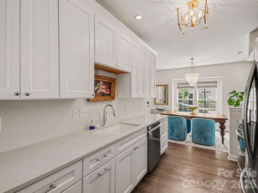749 Atherton Way, Rock Hill, SC 29730.  MLS# CAR4373250, YatesRealty ID 17776. Kitchen