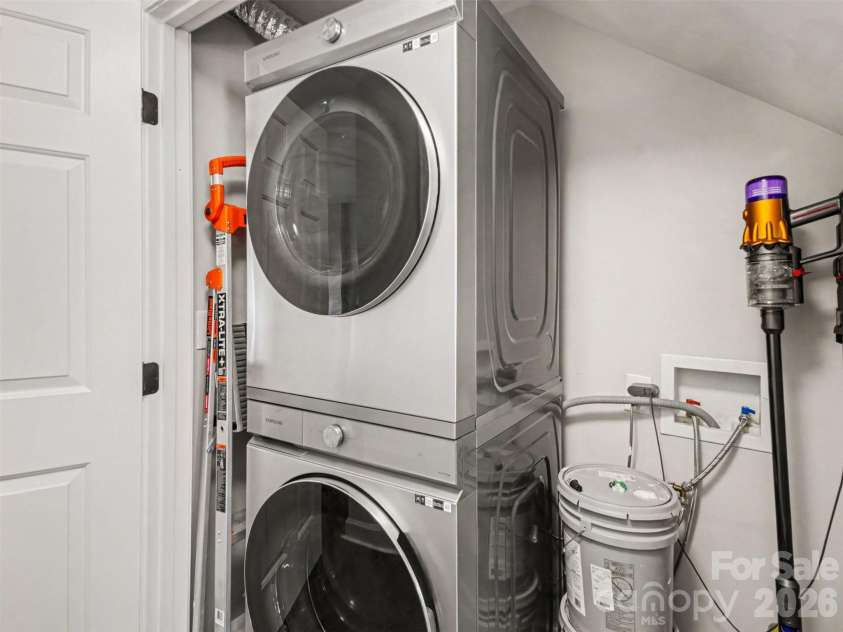 749 Atherton Way, Rock Hill, SC 29730.  MLS# CAR4373250, YatesRealty ID 17776. Laundry