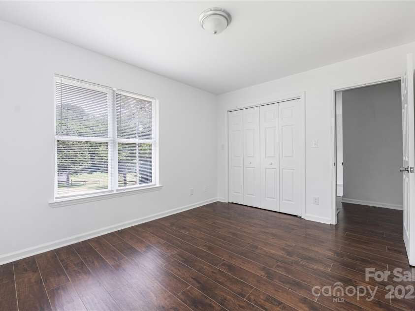 7903 Impala Lane, Charlotte, NC 28216.  MLS# CAR4268117, YatesRealty ID 17779. 