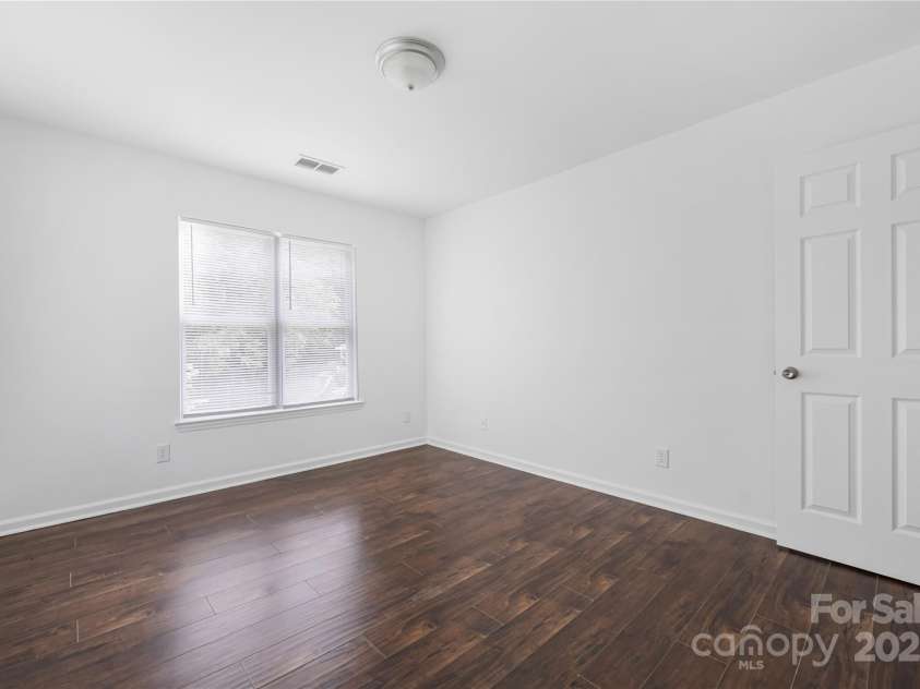 7903 Impala Lane, Charlotte, NC 28216.  MLS# CAR4268117, YatesRealty ID 17779. BR